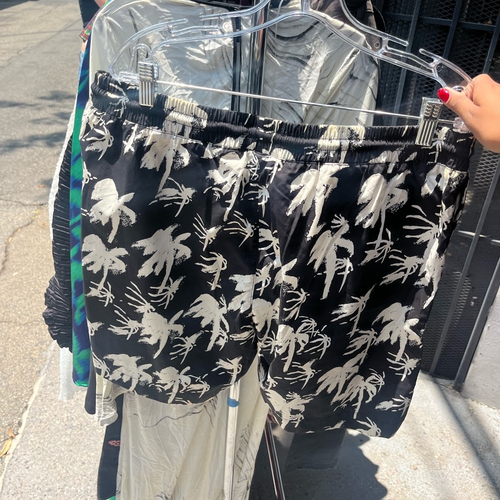 NWT! RTA SWIM SHORTS - Picture 3 of 3